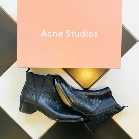 COPY - Acne Studios  The Jensen Boot - Picture 1 of 6